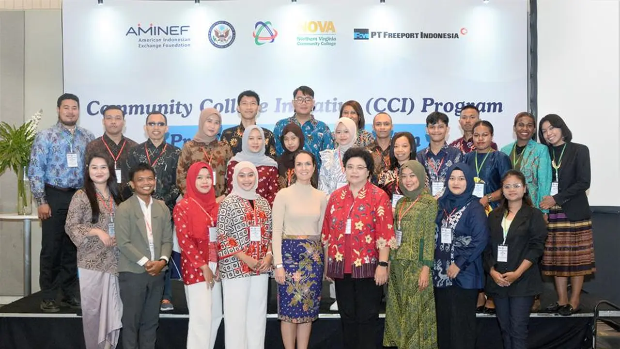24 Penerima Beasiswa Siap Belajar di Community College di AS