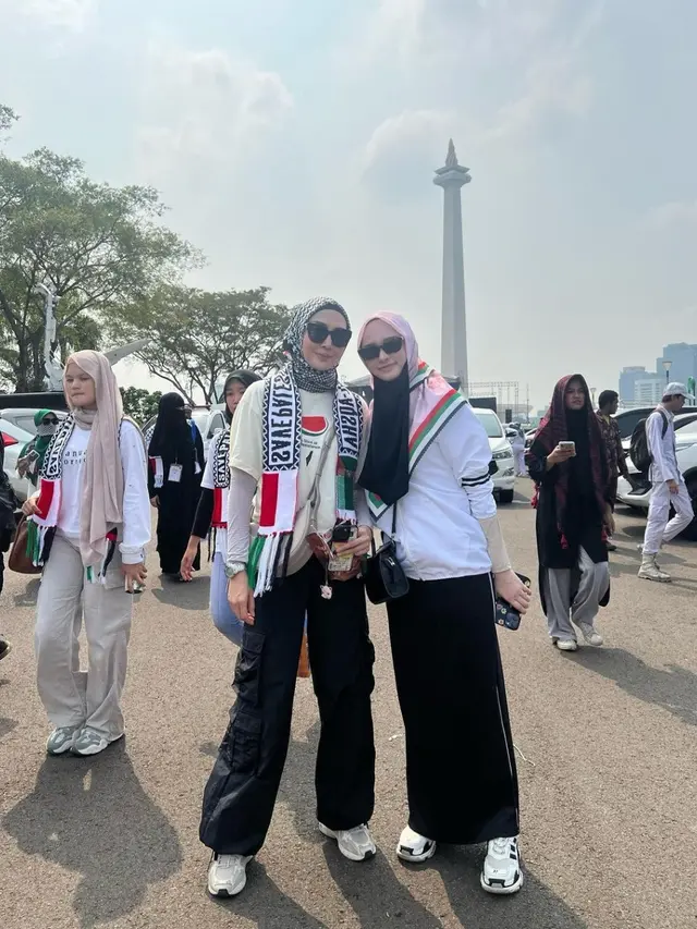 Inara Rusli saat mengikuti Aksi Bela Palestina (Instagram)