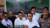 Menteri Lingkungan Hidup (MenLH) Hanif Faisol Nurofiq turun langsung ke Kawasan Industri Modern Cikande, Serang, untuk menelusuri temuan cemaran radioaktif Cesium-137. (dok. Biro Humas KLH)