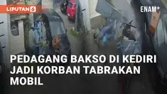 Pedagang bakso di Jongbiru, Kabupaten Kediri, tertabrak mobil melaju kencang. Gerobak bakso hancur, dengan pentol berserakan di jalan permukiman sempit