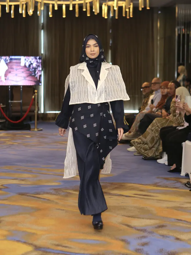 Belasan Desainer Indonesia Siap Pamerkan Modest Fashion dengan Sentuhan Wastra Nusantara di Paris