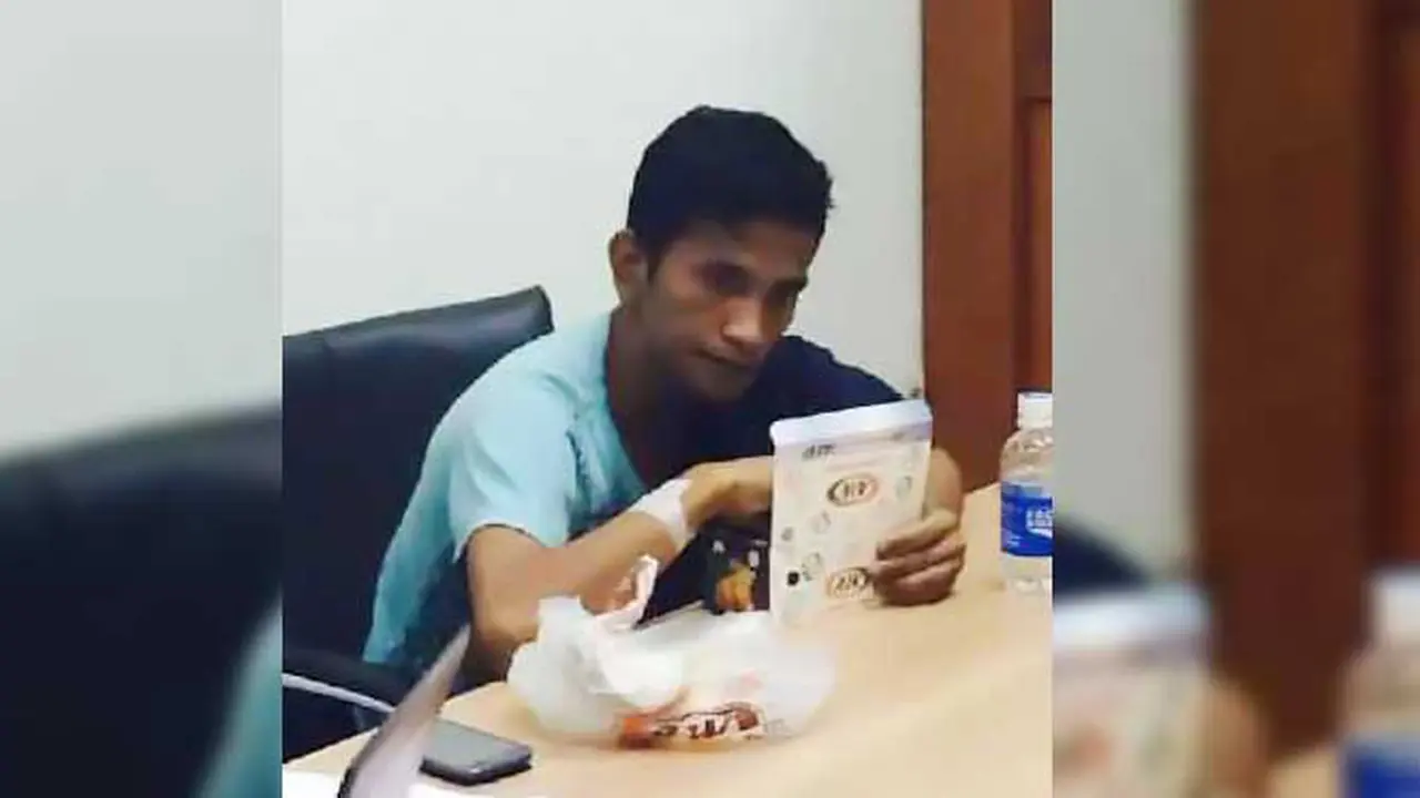 Mario Steven Ambarita, penyusup ke roda pesawat Garuda