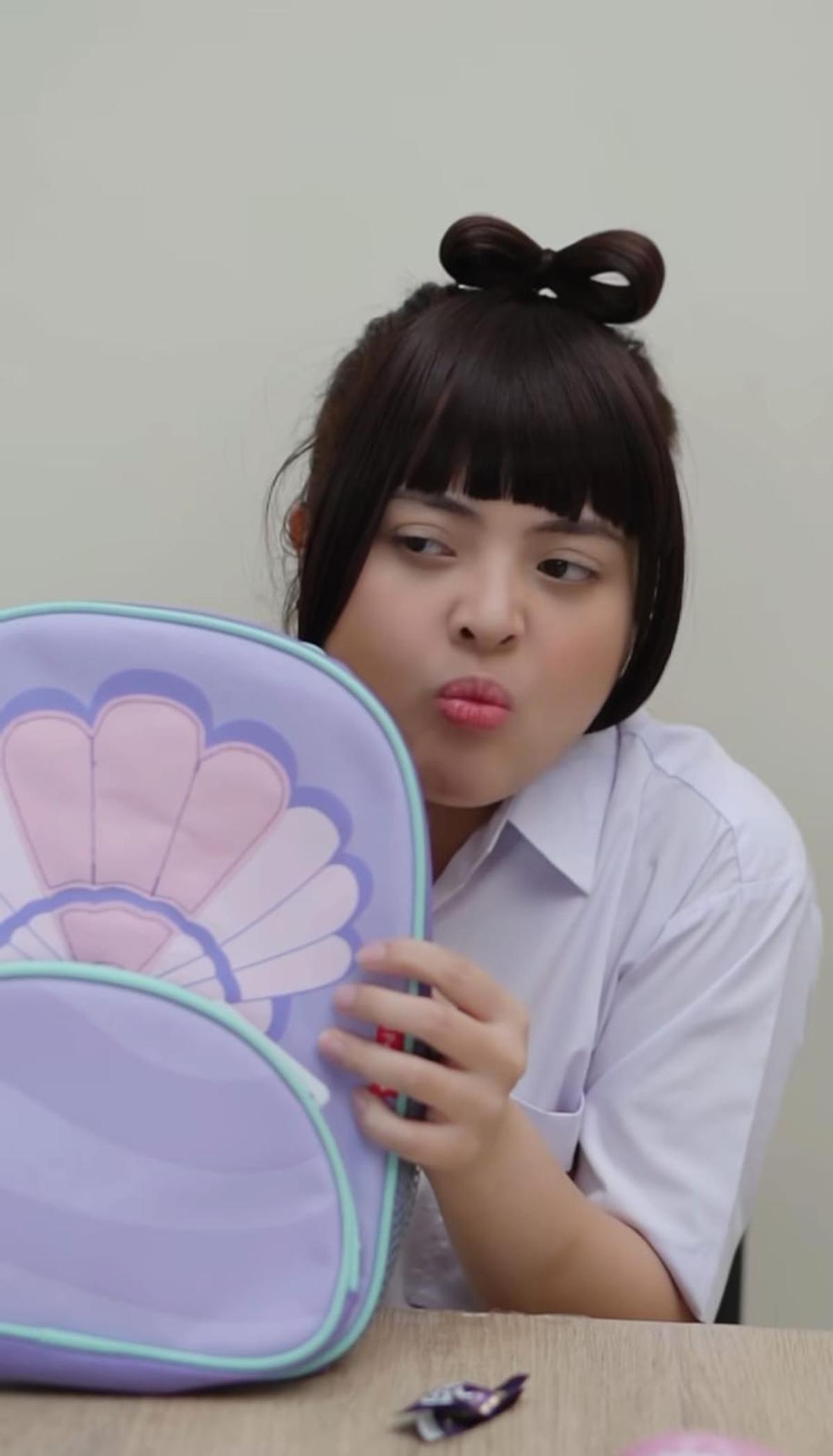 7 Potret Tasya Kamila Bikin Konten Jadi Anak Sekolahan, Masih Cocok Pakai Seragam SD