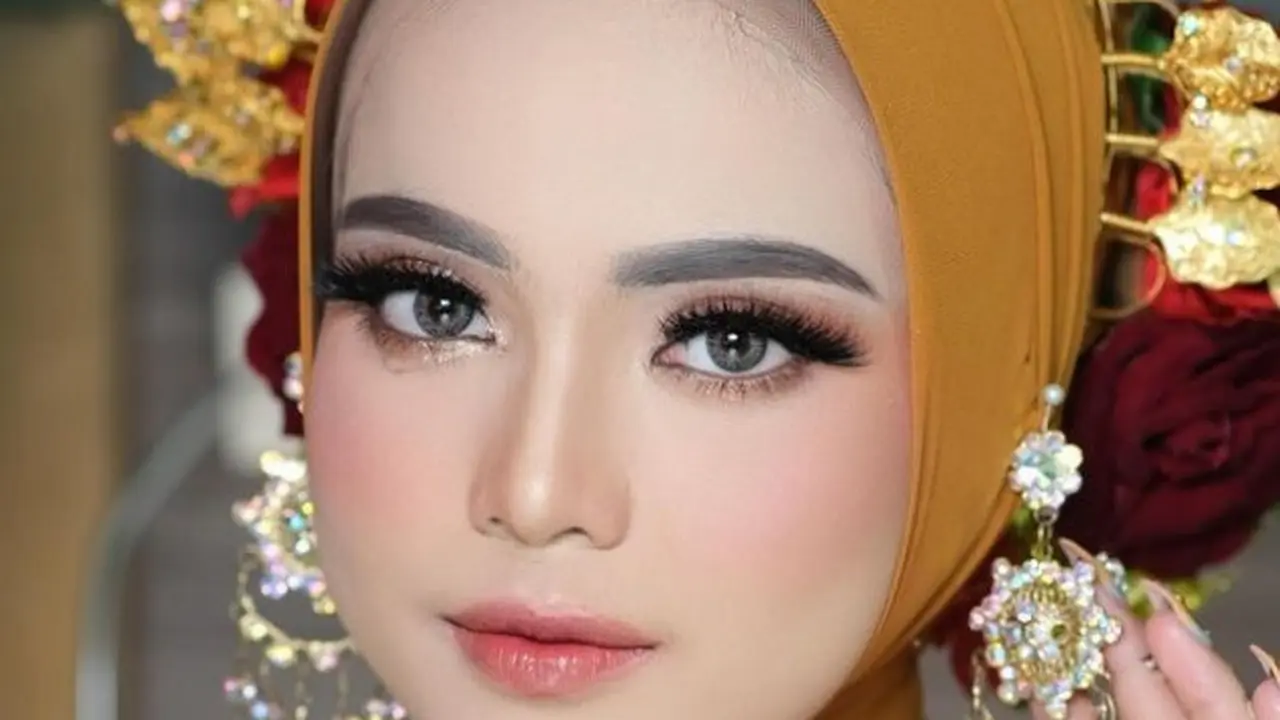 Potret Putri DA (Sumber:Instagram/da4_putri03 dan Instagram/mrd_mua))