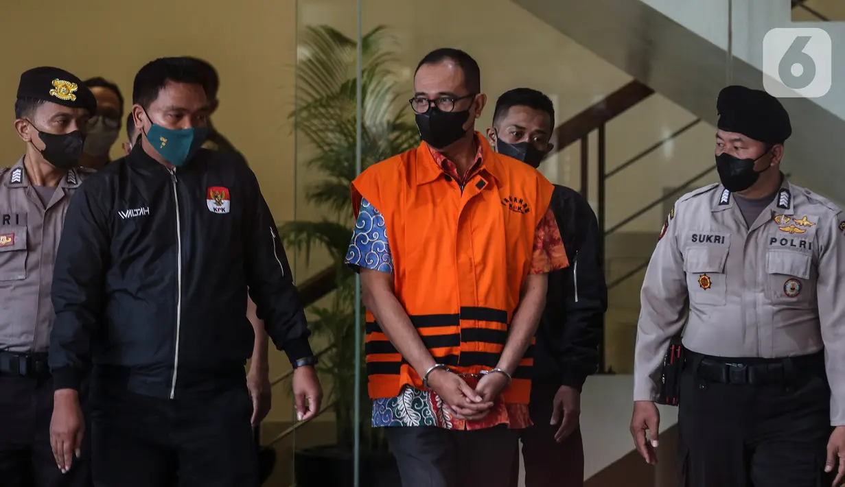 <p>"Ditahan selama 20 hari pertama hingga 22 April 2023 di Gedung Merah Putih KPK," ujar Ketua KPK Komjen Pol Firli Bahuri dalam jumpa pers di Gedung KPK. (Liputan6.com/Johan Tallo)</p>