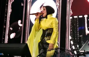 Syahrini Guncang Pestapora 2026, Persembahkan Lagu Cinta untuk Reino Barack