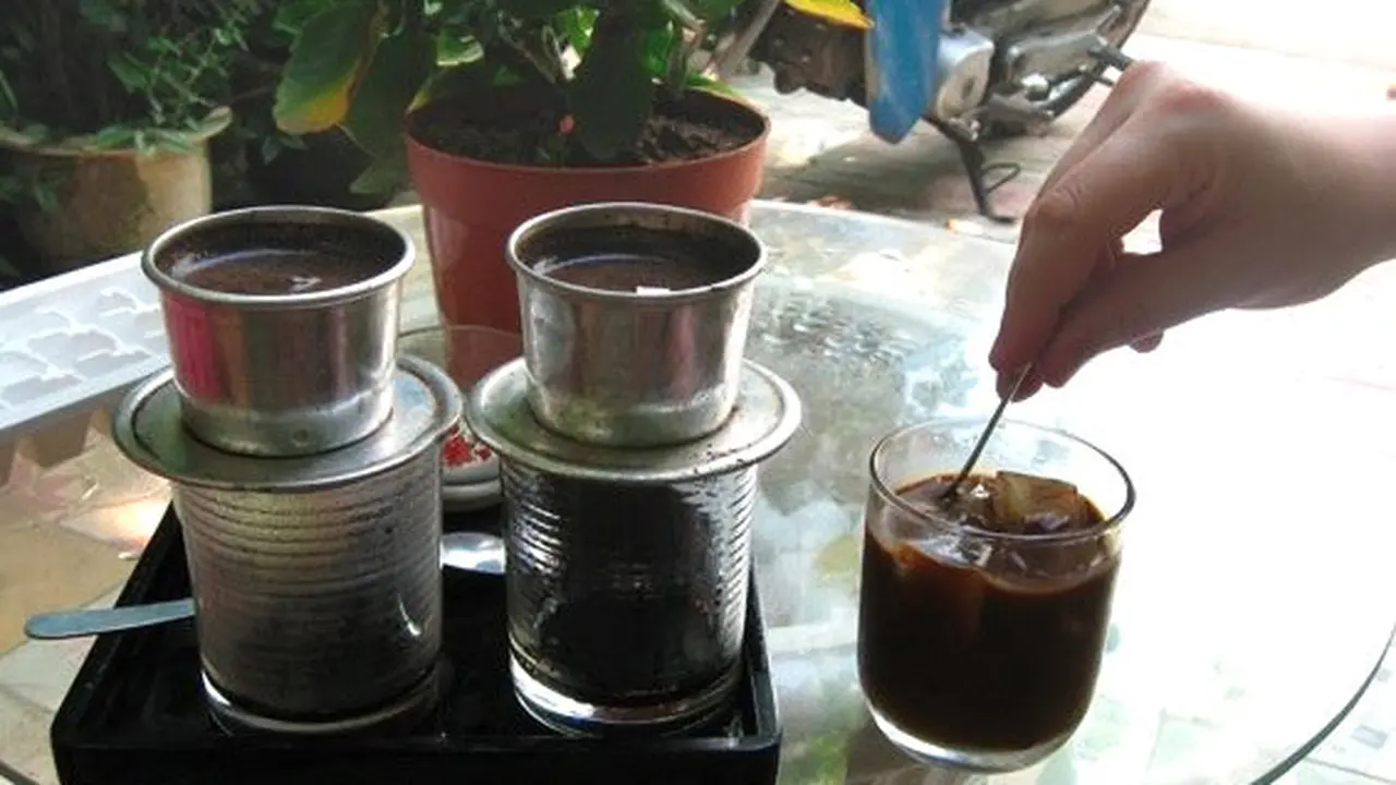 Membuat Vietnam Drip Coffee