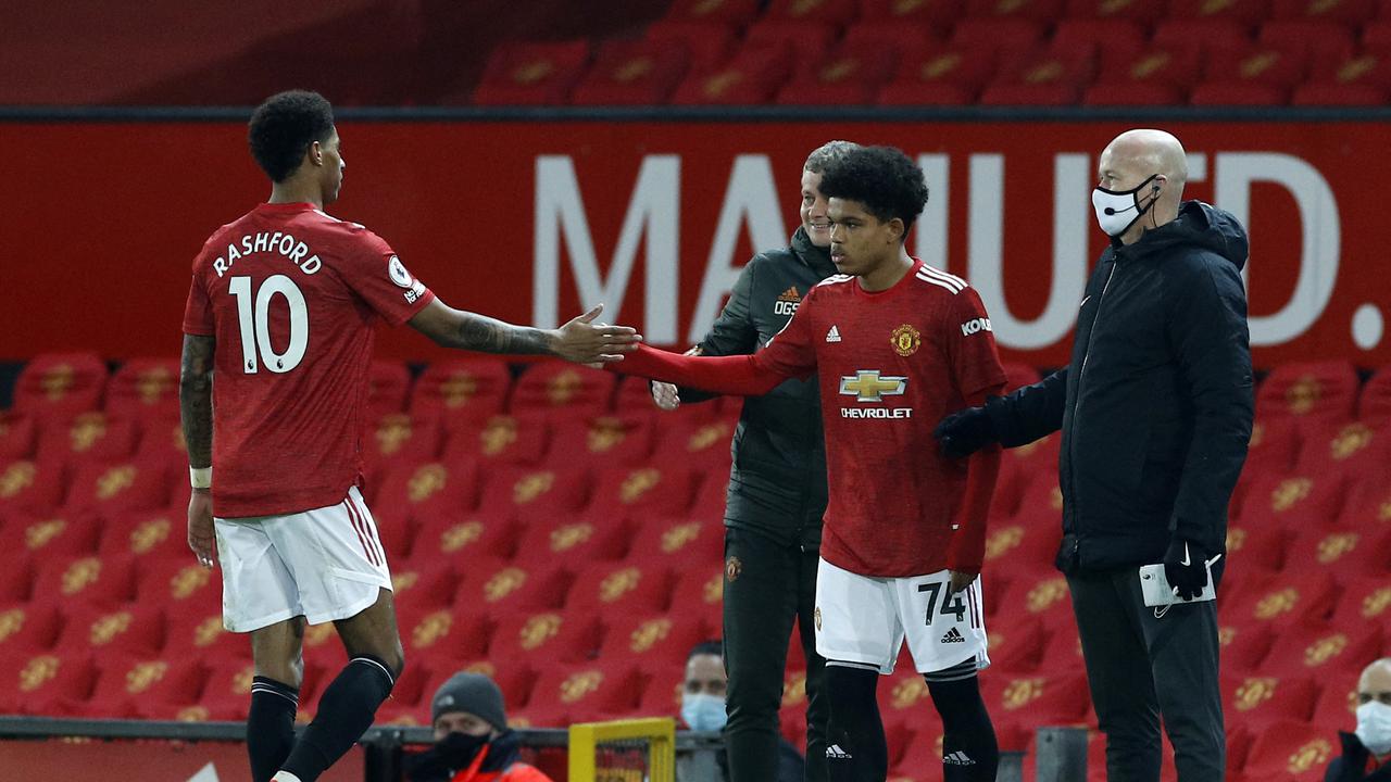 Shola Shoretire Debut Bersama MU