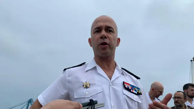 Kapten Kapal Angkatan Laut Prancis, LHD Dixmude, Emmanuel Mocard. Kapal ini singgah di Pelabuhan Tanjung Priok pada 25-29 Maret 2023 dalam misi Jeanne d'Arc. (Liputan6/Benedikta Miranti)