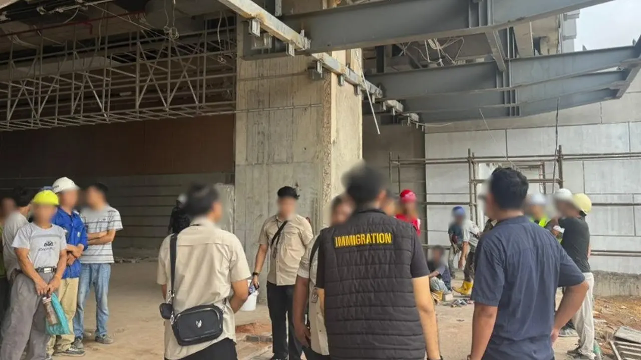 Dugaan “Buruh Ilegal” di Proyek Apartemen di Batam,  Puluhan WNA Tiongkok Terancam Deportasi Massal.