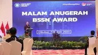Kepala BSSN, Hinsa Siburian saat memberikan sambutan di malam penganugerahan BSSN Award di Avenzel Hotel and Convention, Cibubur, Jakarta Timur. (Istimewa)
