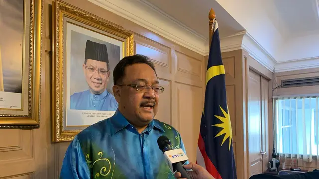 Duta Besar Malaysia untuk Indonesia, Datuk Zainal Abidin Bakar ketika menerima kunjungan dari Grup Emtek.