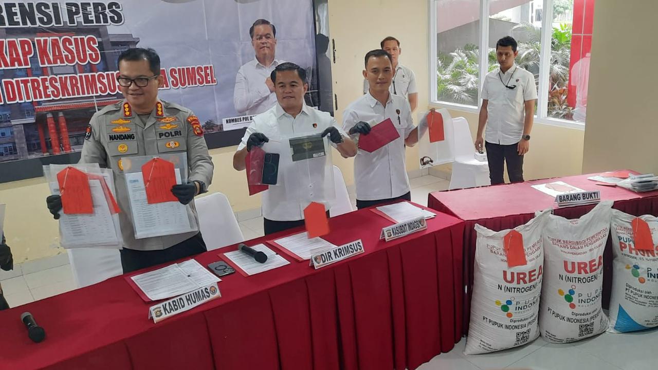 Selundupkan 14 Ton Pupuk Subsidi ke Jambi, 8 Warga Palembang Ditangkap