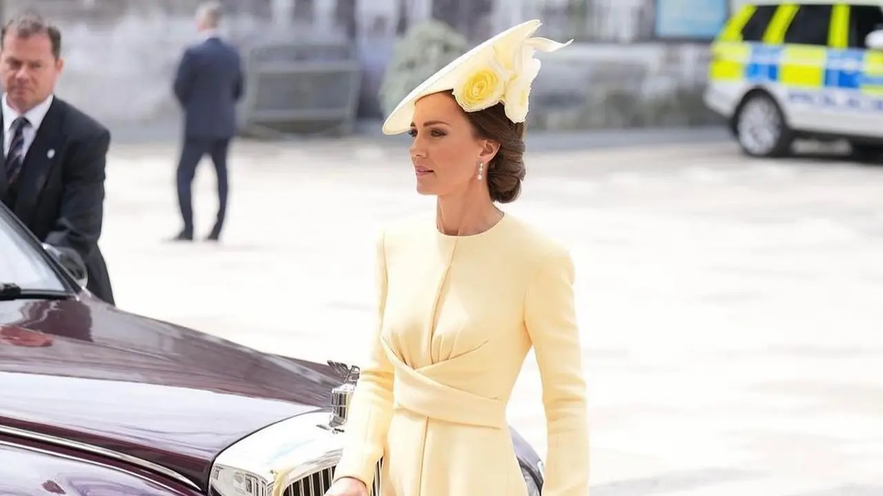 6 Tampilan Cerah Kate Middleton di Platinum Jubilee Ratu Elizabeth II dengan Gaun Kuning