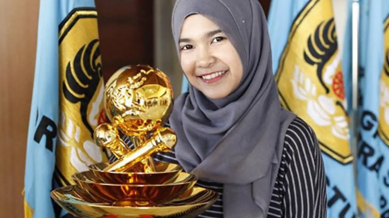 Hijaber Indonesia Ini Menang Kontes Menyanyi di Jepang