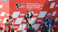 Tiga pembalap yang naik podium MotoGP San Marino, Minggu (13/9/2020).(ANDREAS SOLARO / AFP)