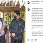 Menteri BUMN Erick Thohir bertemu dengan orang tua dari pegawainya yaitu Kukuh saat melakukan kunjungan kerja ke Palembang. (Tangkapan layar instagram @erickthohir)