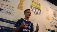 Pemain anyar Persib Bandung, Rezaldi Hehanussa. (Erwin Snaz/Bola.com)