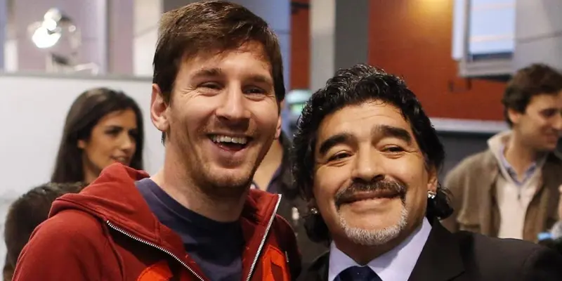 Momen Kedekatan Lionel Messi dan Diego Maradona, Sama-Sama Juara Dunia