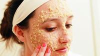 Masker oatmeal bisa hilangkan jerawat beruntusan. (Via: www.agoodhue.net)
