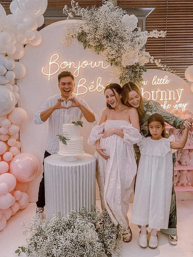 [Fimela] Julie Estelle