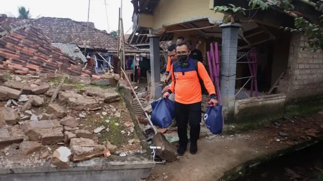 Bantuan Logistik Penanganan Gempa Cianjur