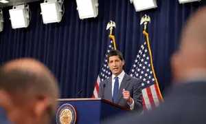 Ketua Dewan Bank Sentral Amerika Serikat (AS) atau Federal Reserve (The Fed) Kevin Warsh berbicara selama konferensi pers di Federal Reserve di Washington. Rabu, 29 Juli 2026. (AP Photo/Mark Schiefelbein)