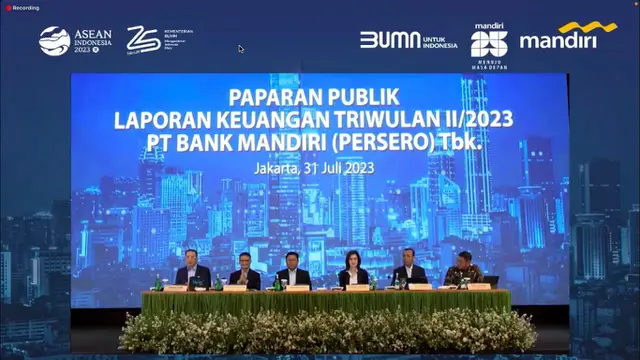 Paparan publik laporan keuangan kuartal II 2023, PT Bank Mandiri (Persero) Tbk (BMRI), Senin (31/7/2023). (Foto: tangkapan layar/Pipit I.R)