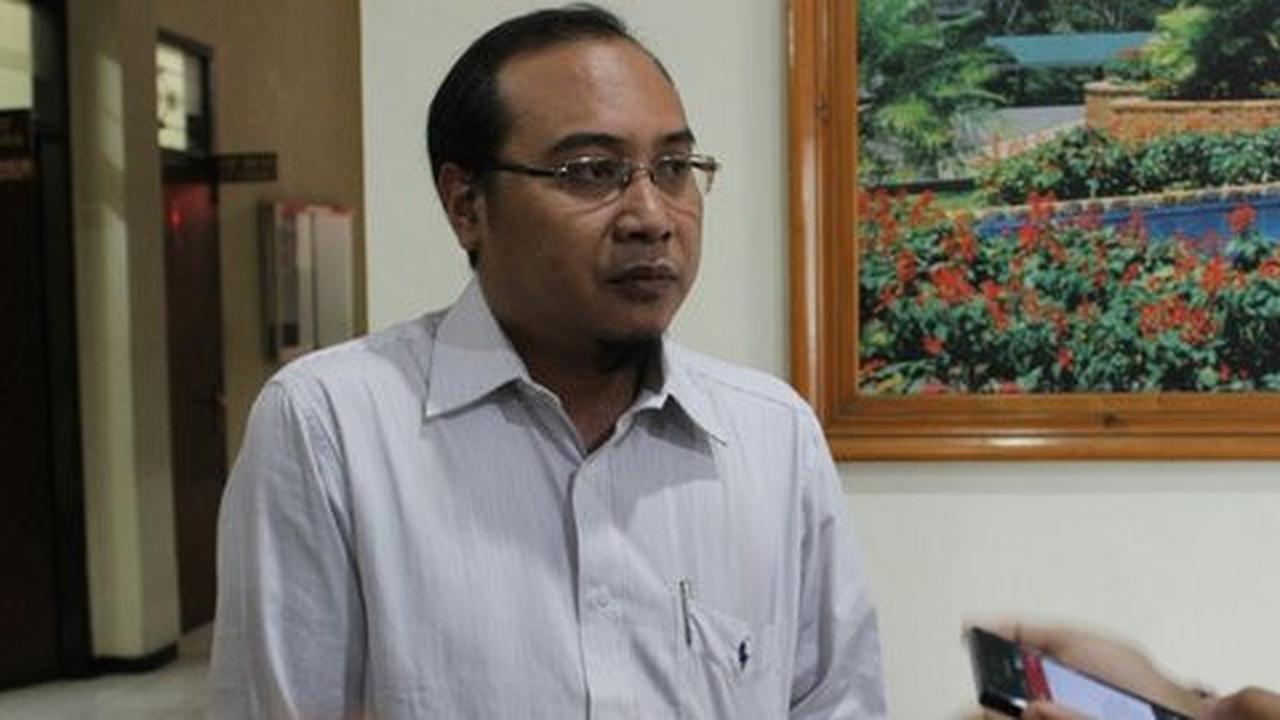 Anin, tersangka kasus utang keperawanan pecat pengacaranya