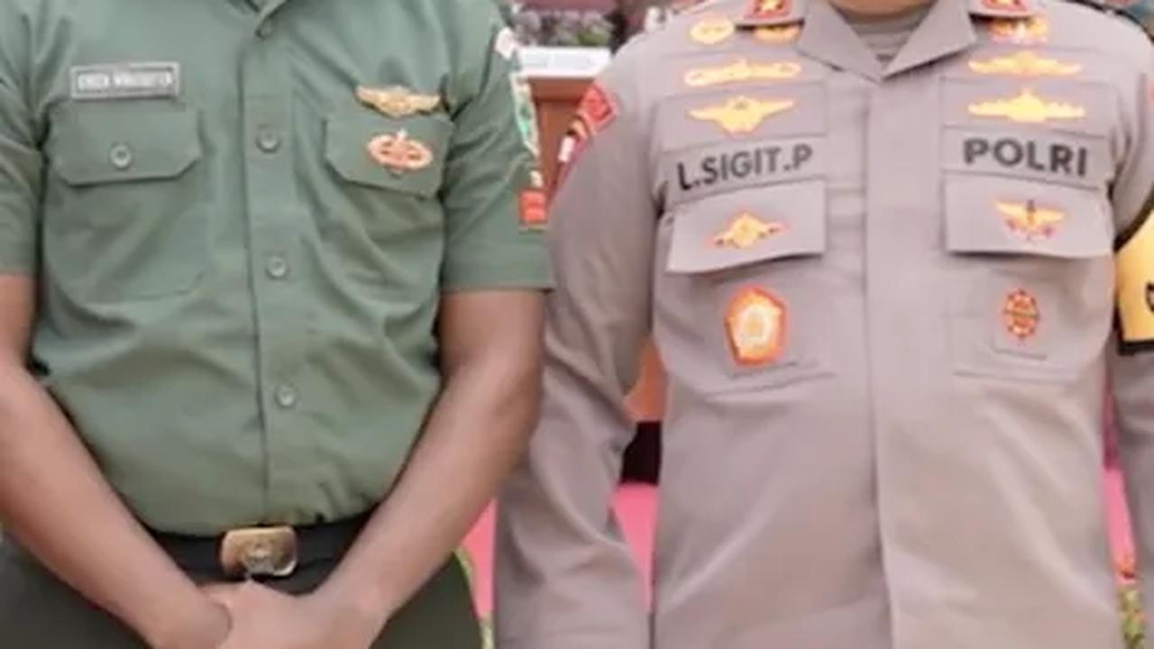 Prajurit ini Ngefans ke Kapolri Sampai Minta Foto Bareng, Panglima TNI 'Kenapa Enggak Mau sama Saya? Saya Galak