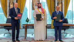 Arab Saudi, Pakistan, dan Turki Saling Jaga Lewat Pakta Pertahanan Makkah