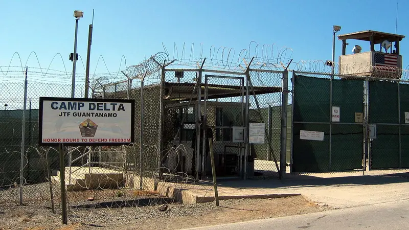 Camp Delta, Guantanamo (Wikimedia Commons)