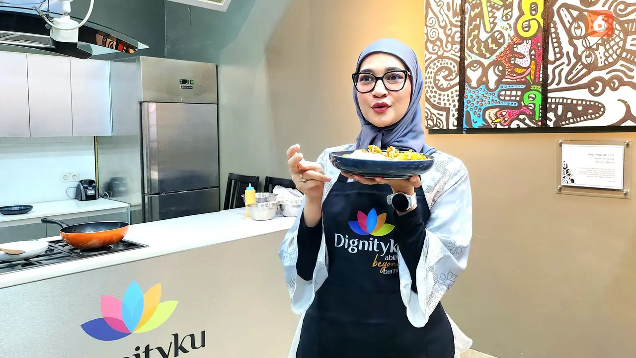 Kunjungi Dignityku, Stafsus Angkie Yudistia Lihat Potensi Penyandang Disabilitas dalam Bidang F&B