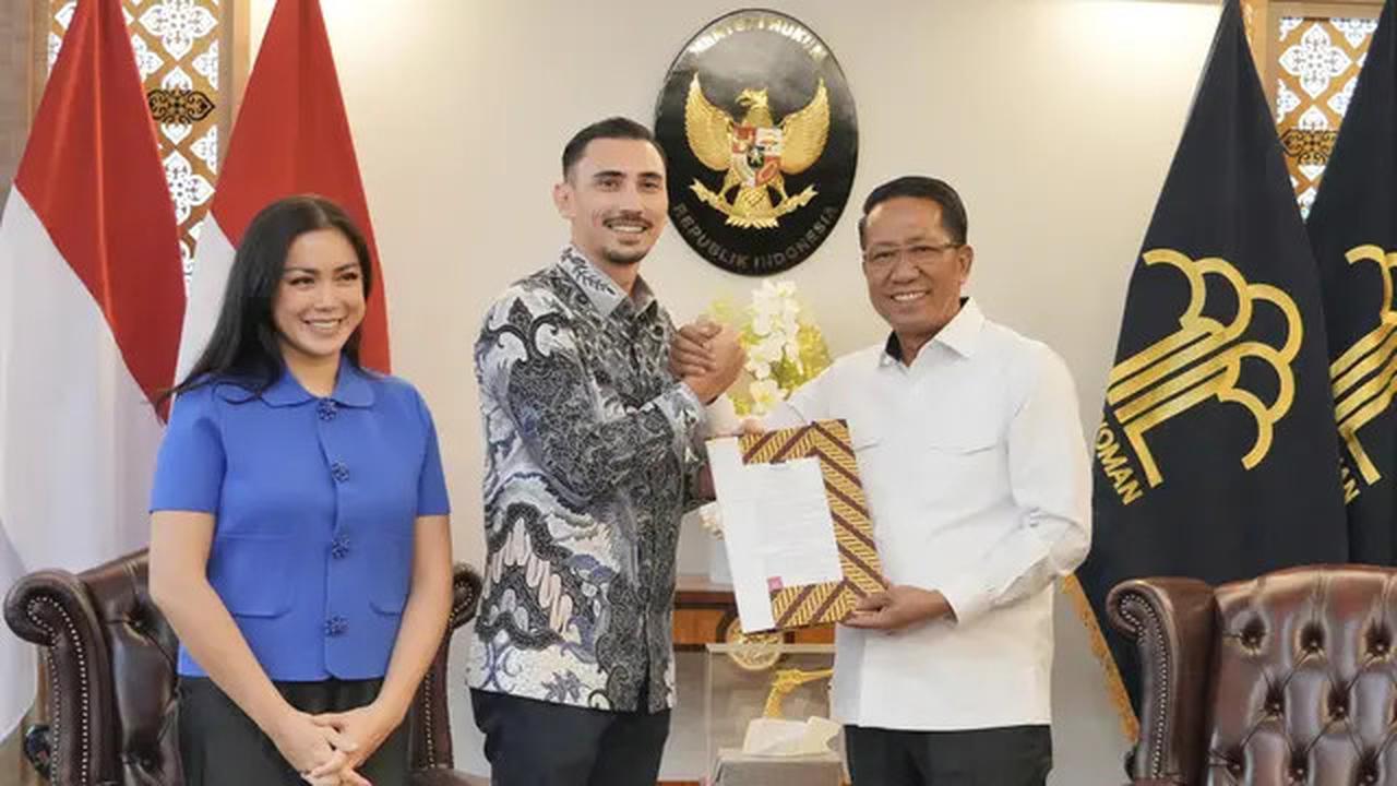 Potret Vincent Verhaag Semringah Terima Status WNI, Sempat Mengira Prosesnya Rumit dan Lama tapi Ternyata Cepat