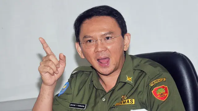 News Hilite Senin 23 Februari 2015