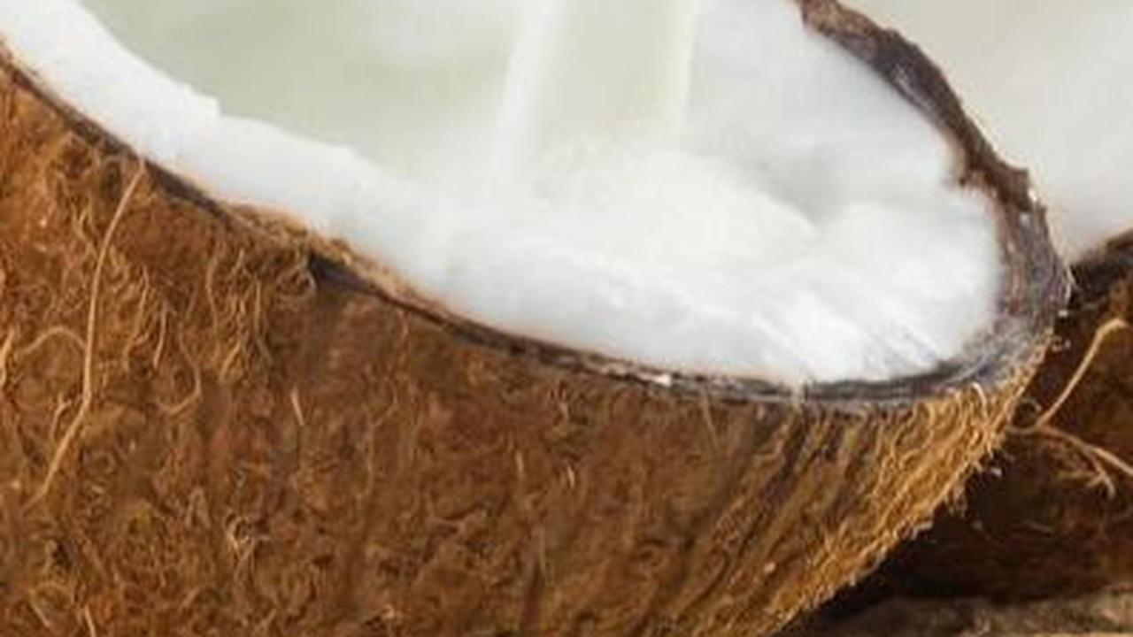 Selalu pastikan untuk menggunakan santan segar jika memungkinkan untuk hasil masakan yang lebih lezat.