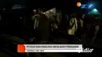 Kebakaran yang menghanguskan sejumlah kios di wilayah Banaran, tepatnya di tepi Jalan Raya Babat, Lamongan, Jawa Timur pada Kamis malam (14/4). Diduga munculnya api berasal dari tabung gas kios makan dan langsung menjalar ke kios sekitarnya.