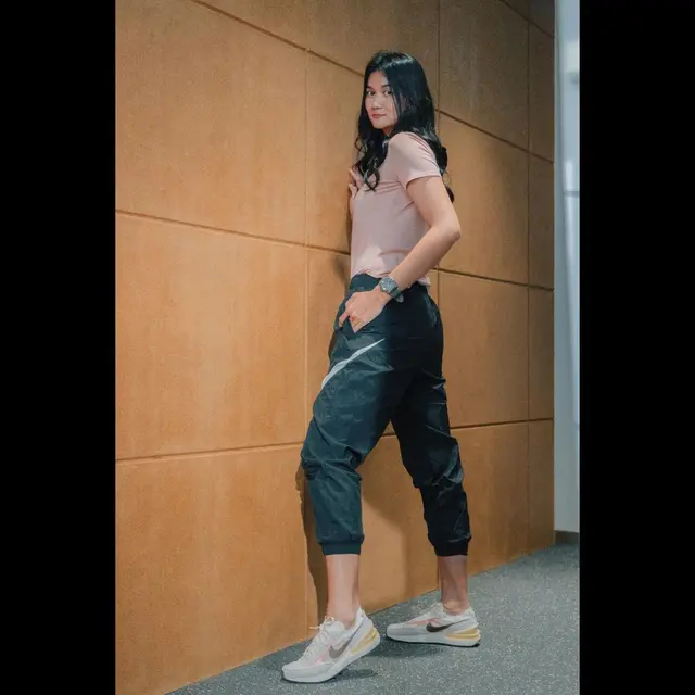 6 Gaya Sporty Maya Kurnia Indri Sari, Pemain Voli Cantik di di PLN Mobile Proliga 2024 yang Hobi Lakukan Berbagai Macam Olahraga