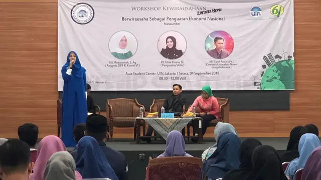 Ade Fitrie Kirana saat menjadi narasumber dari giat Workshop Kewirausahaan Pekraf UIN Syarif Hidayatullah Jakarta.