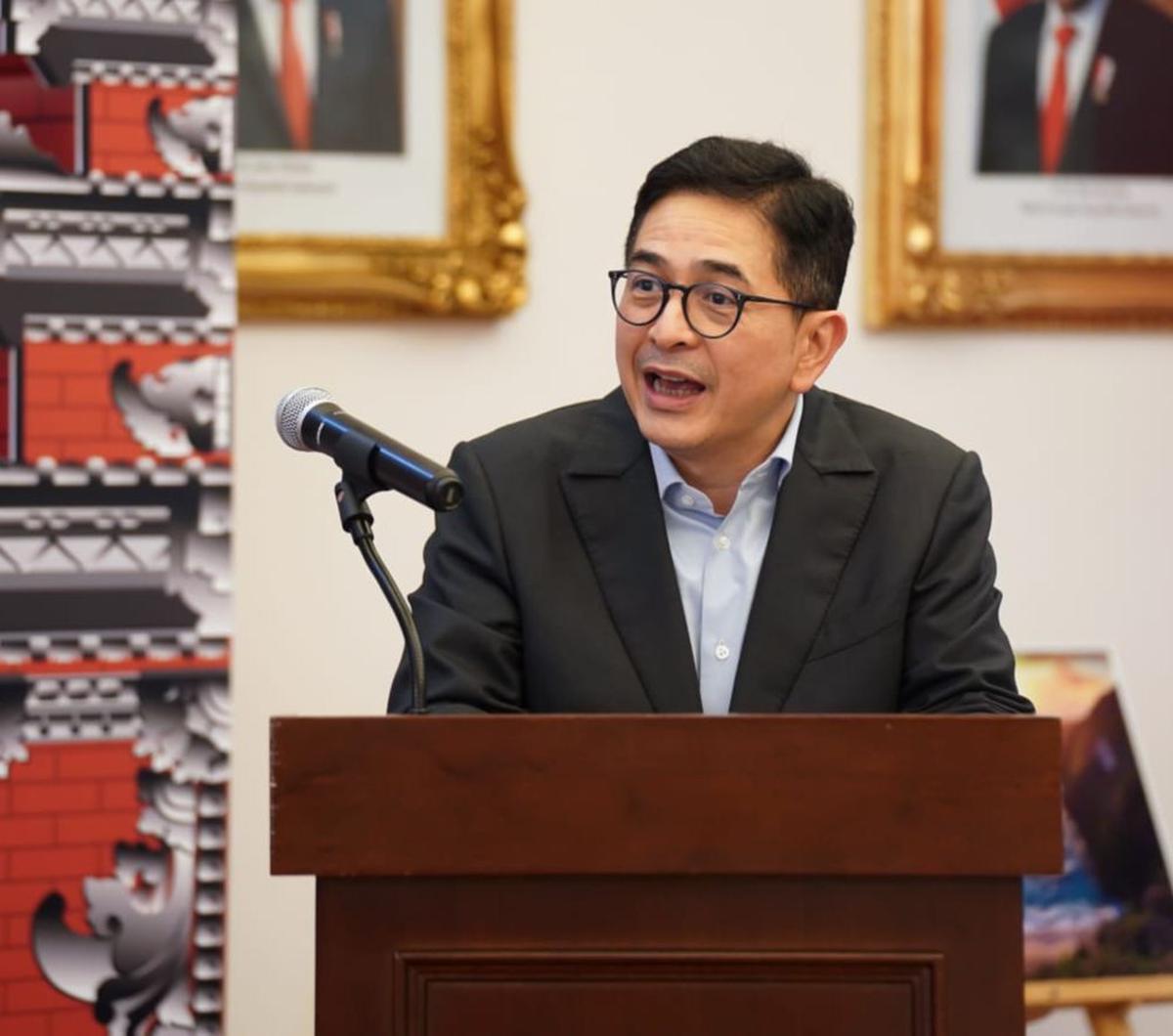 "Keputusan ini saya buat agar tidak mencampurkan adukkan urusan organisasi saya di Kadin Indonesia dan jabatan saya di PT Indika Energy Tbk," kata Arsjad.<br>