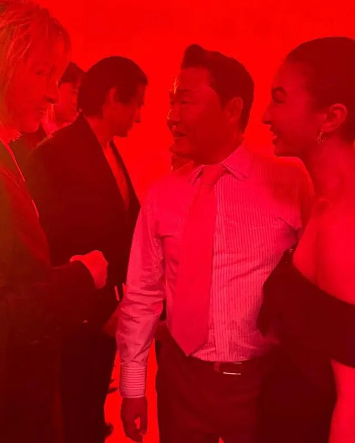 6 Gaya Raline Shah Pamer Foto Bareng G-Dragon, PSY, dan Rain di Seoul, Circlenya Berkelas