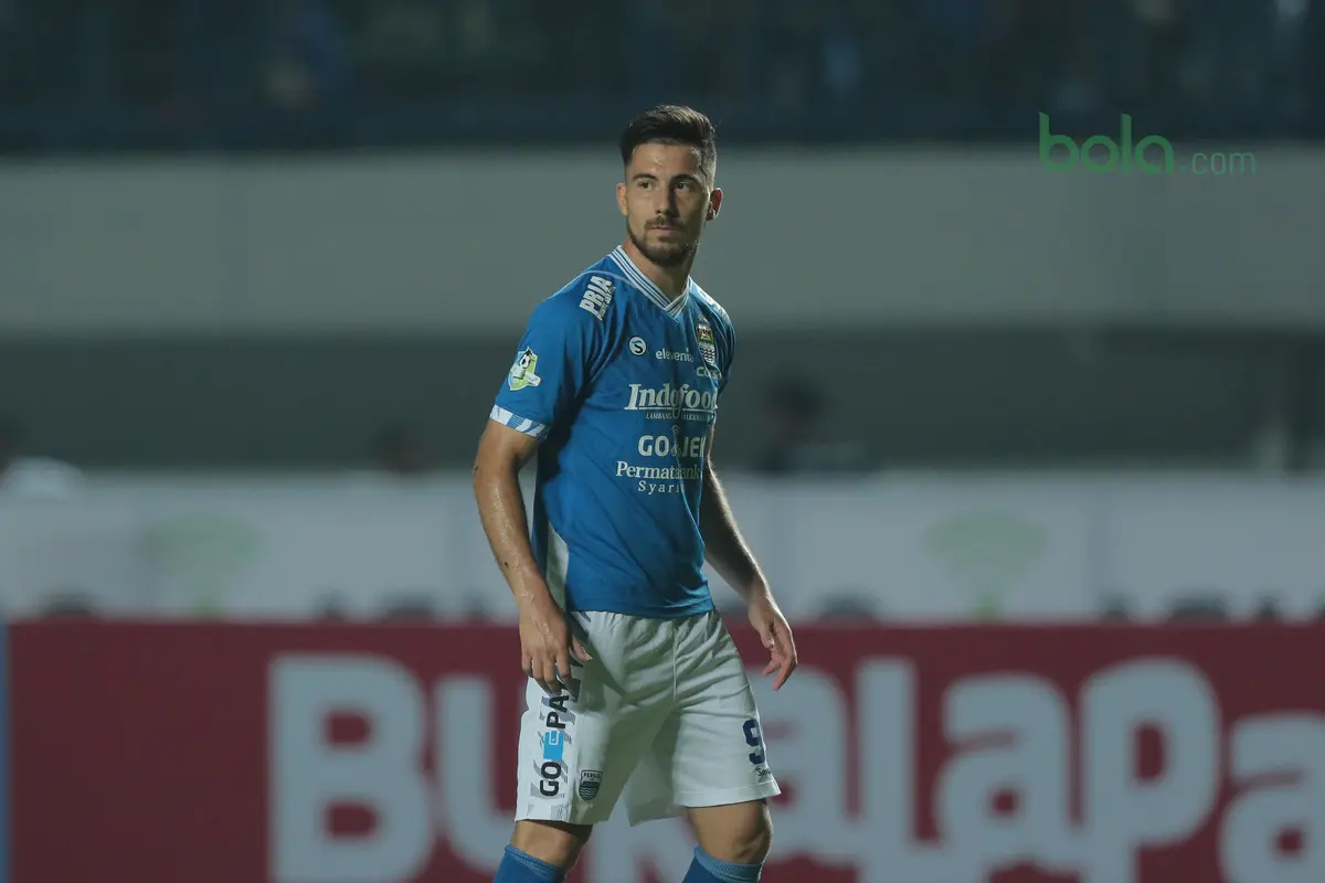 Persib Bandung, Mitra Kukar, Liga 1 Indonesia, Bola.com, Jonathan Bauman