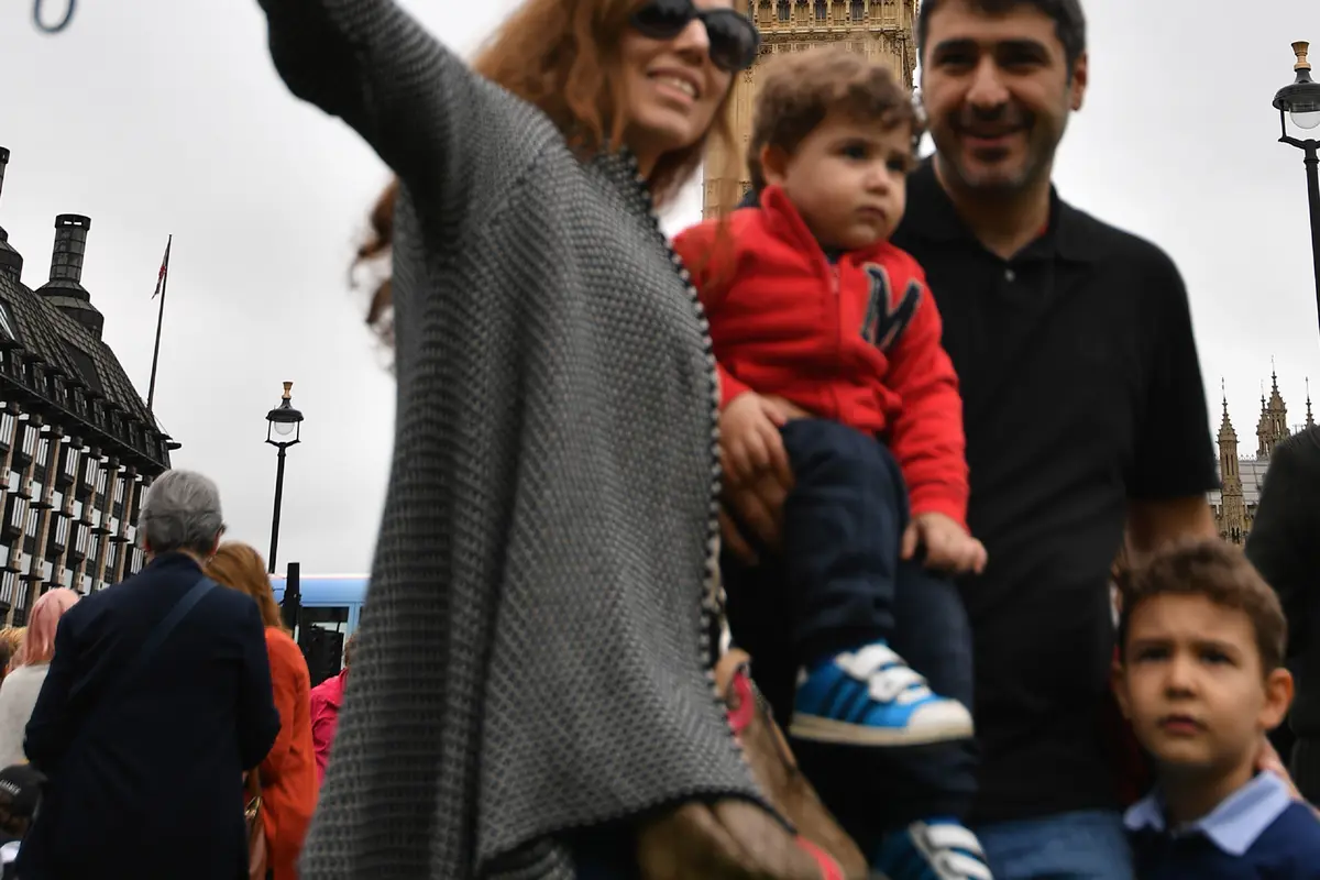 Hari Ini Big Ben Bunyikan Lonceng Terakhir