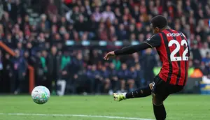 Barcelona Coret Striker Bournemouth, 2 Amunisi Baru Belum Tentu Cukup