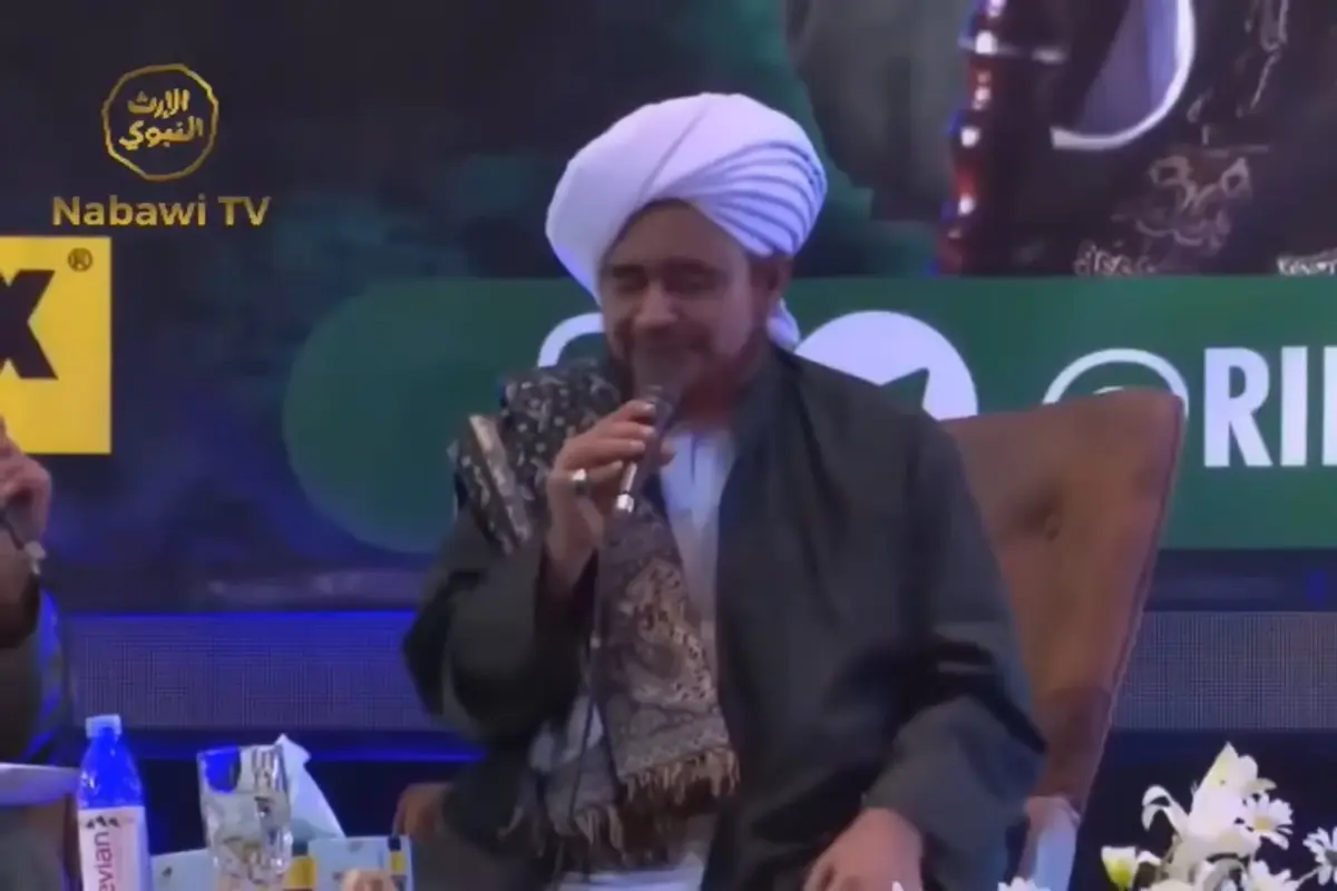 Habib Umar bin Hafidz Menjawab Pertanyaan dari Kelompok LGBT Malaysia
