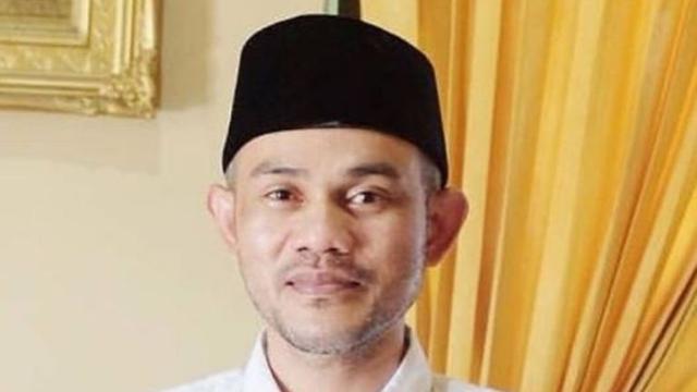 Herman Kumbang (Foto: Instagram/@julianamoechtar)