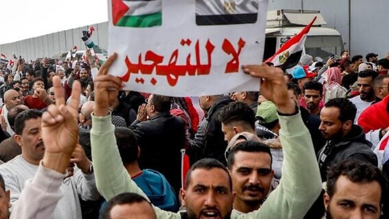 Warga Gaza Tolak Rencana Pemindahan Trump, 'Ini Tanah Kami, Anak-Anak Kami Dimakamkan di Sini, Kami Tetap Tinggal di Tanah Ini
