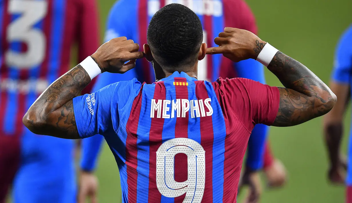 Kiprahnya bersama Barcelona akan banyak ditunggu oleh fans maupun penikmat sepak bola dunia, ditambah berpisahnya Messi dengan klub yang bermarkas di Camp Nou tersebut. (Foto: AFP/Pau Barrena)