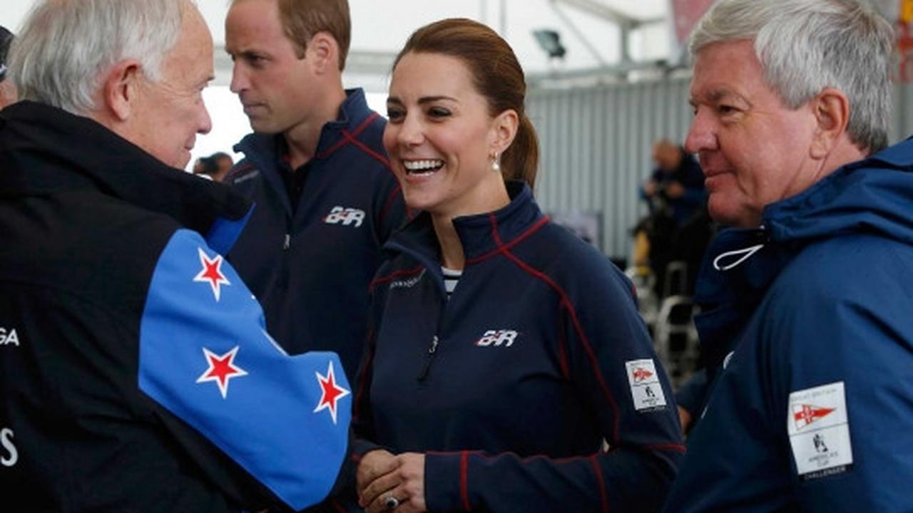 Hadiri America's Cup World Series, Kate Middleton tampil sporty