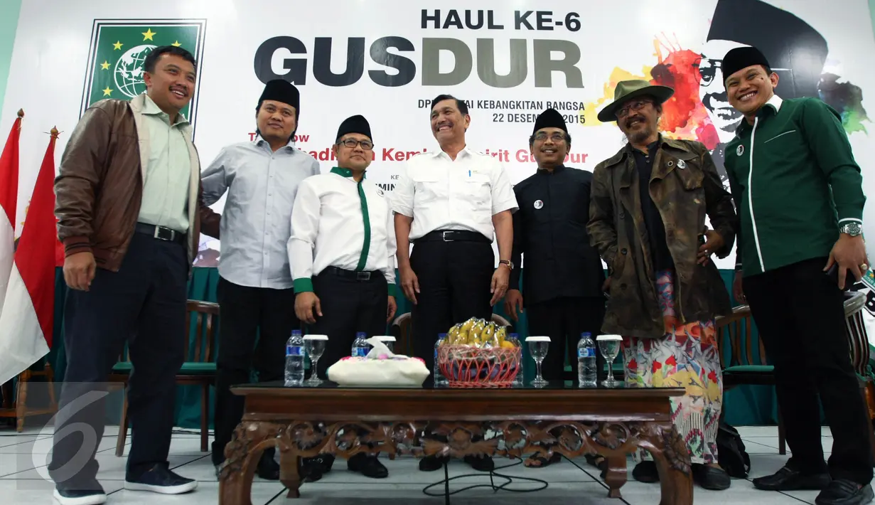 Sejumlah tokoh hadir saat talkshow Menghadirkan Kembali Spirit Gus Dur di DPP PKB, Jakarta. (22/12/2015). Talkshow diadakan sebagai peringatan Haul ke 6 Gus Dur. (Liputan6.com/Johan Tallo)